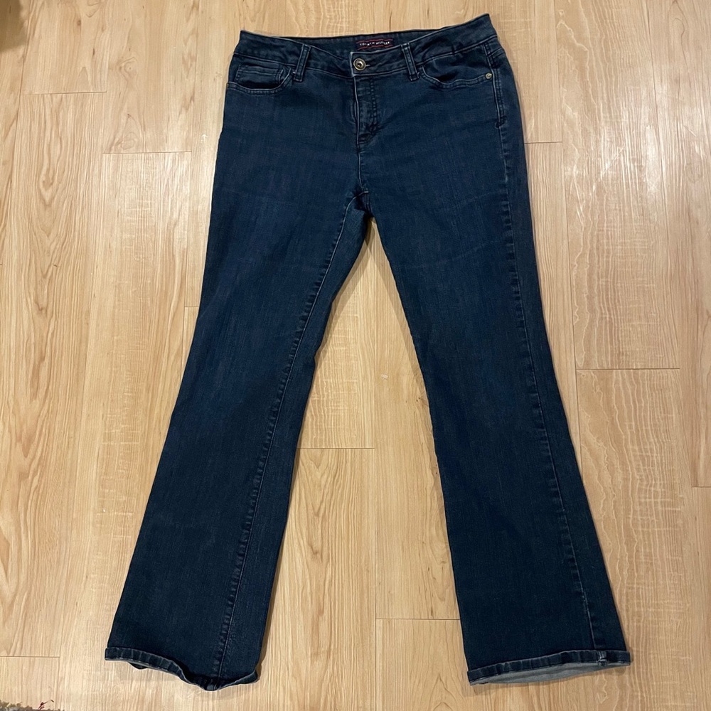 Retro Tommy Hilfiger boot cut jeans